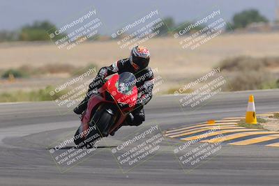 media/Sep-30-2023-SoCal Trackdays (Sat) [[636657bffb]]/Turn 15 (1120am)/